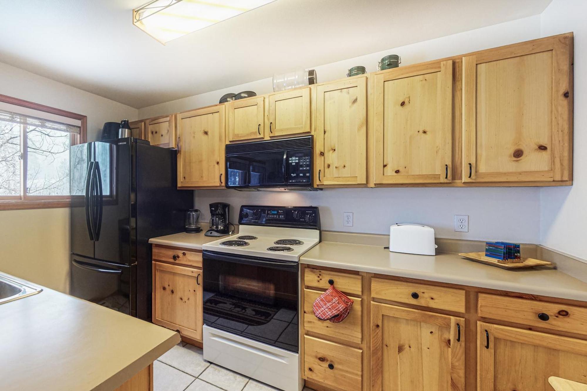 Riverview Condos Grand Lake Room photo